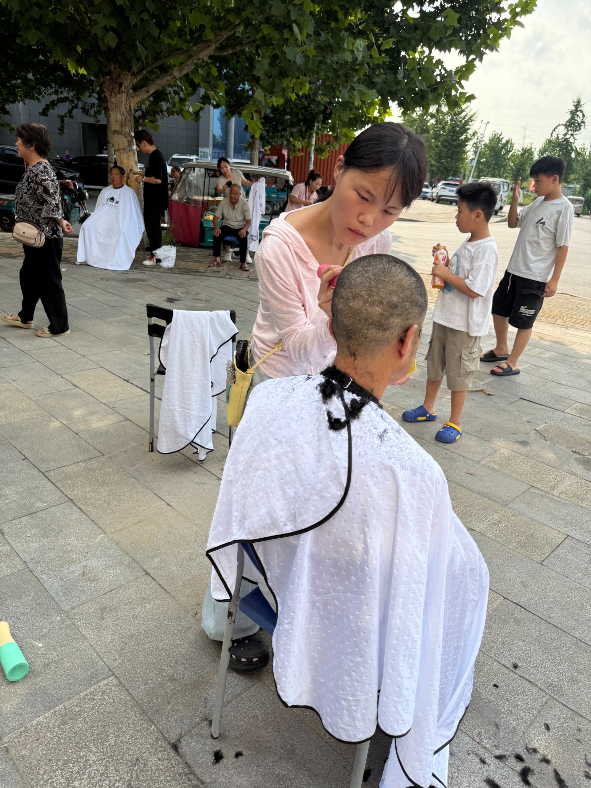 17岁开始学美发，她为什么选择掌握一门技术？