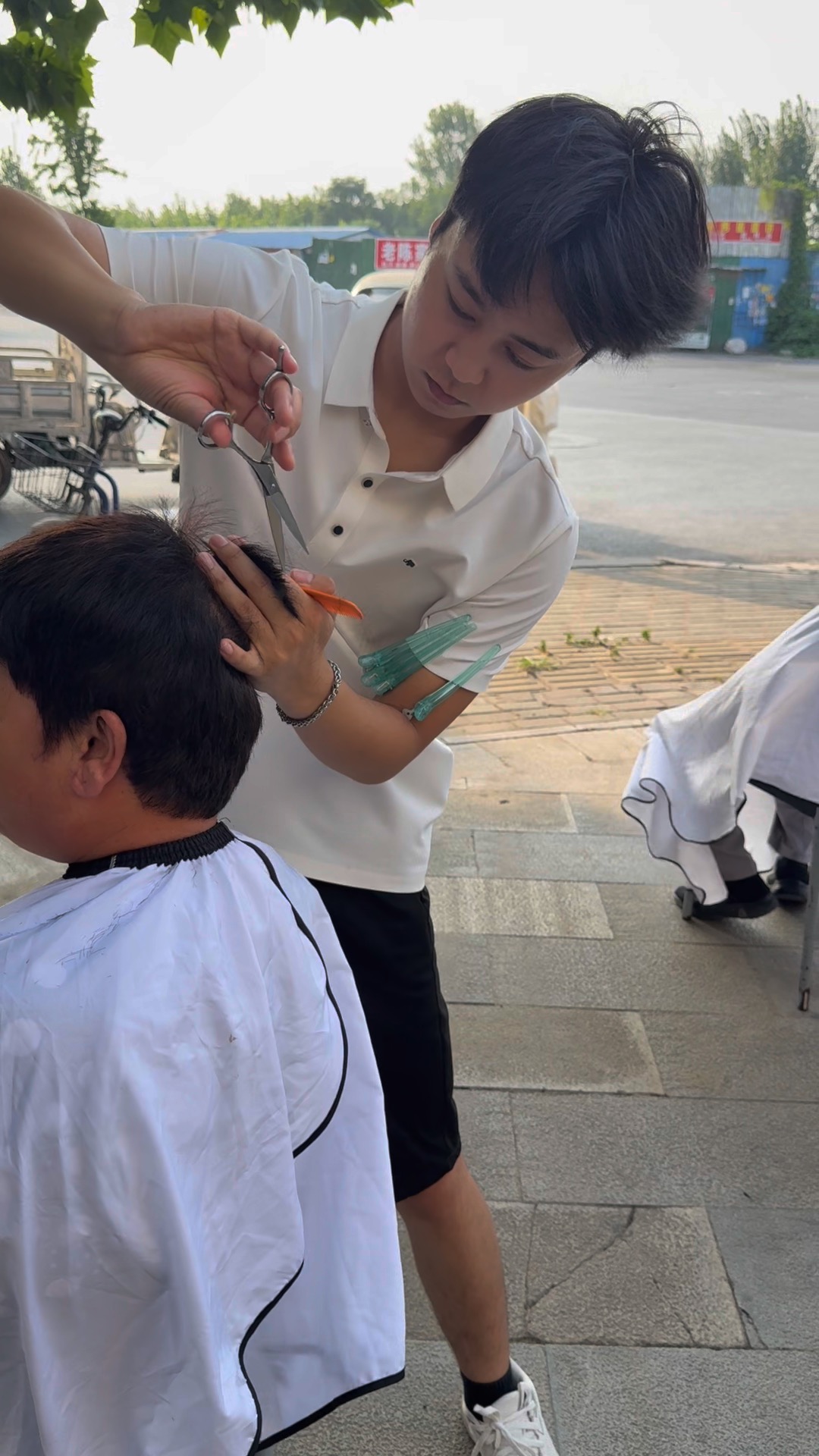 郑州富康美发学校学员剪发真人实操记录3 郑州富康美发学校学员剪发真人实操记录3