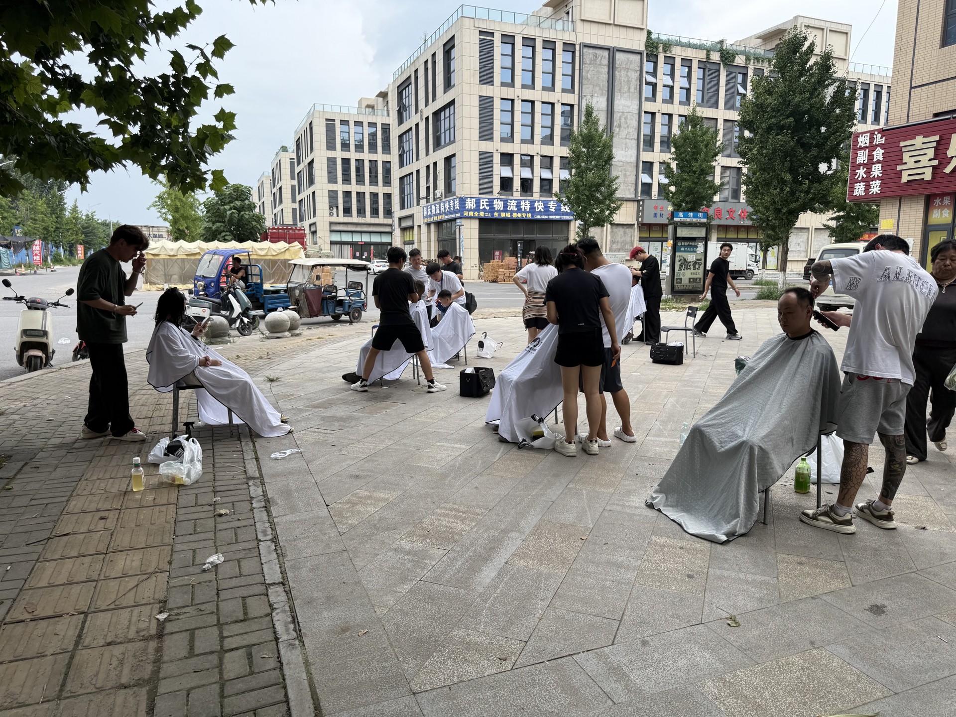 零基础学美发多久能开始剪真人，不是越早越好