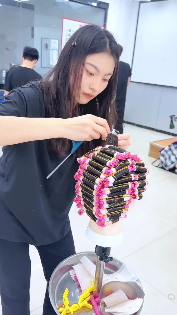 卷标准杠