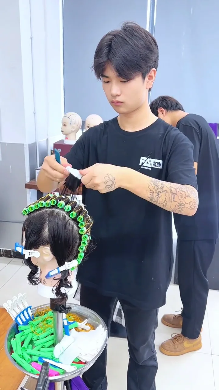 美发学徒