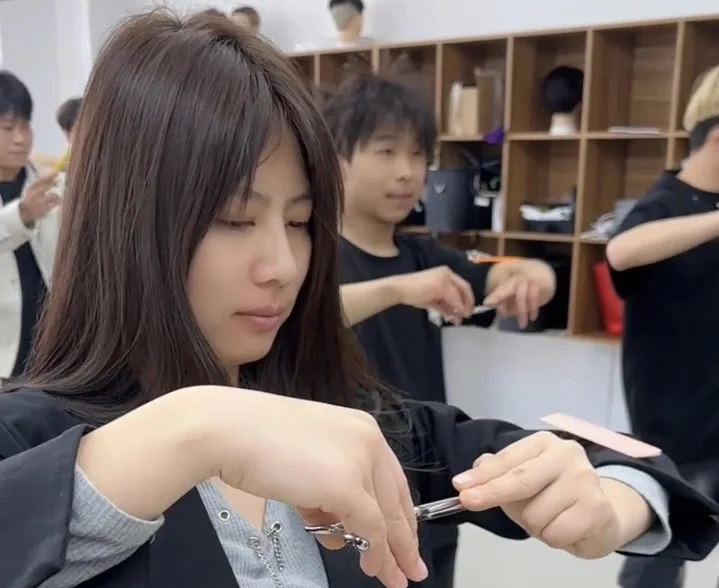 零基础学剪发先从剪发基本功开始
