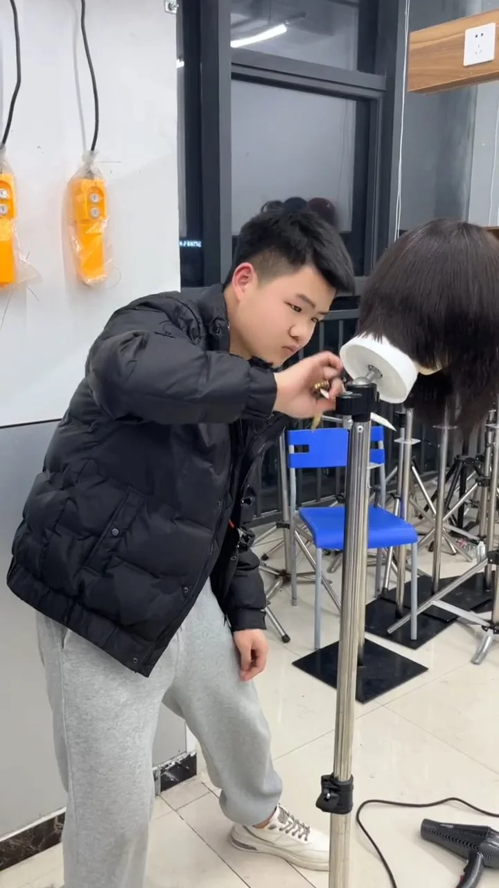 剪头模发型 剪头模发型